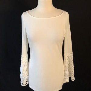 Blouse Cyrus Bell Sleeve Crochet e Size S Cream NWT